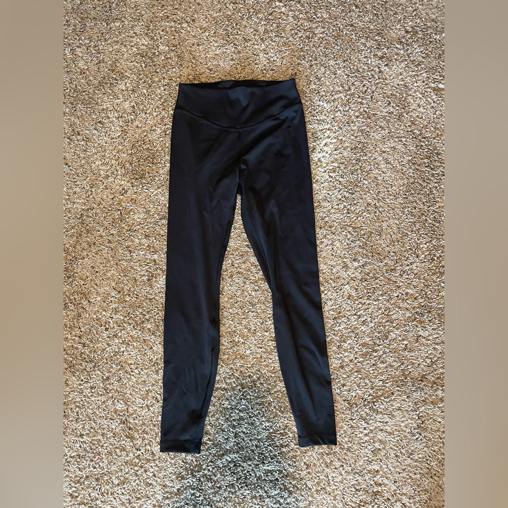 Lululemon wonder under size 8